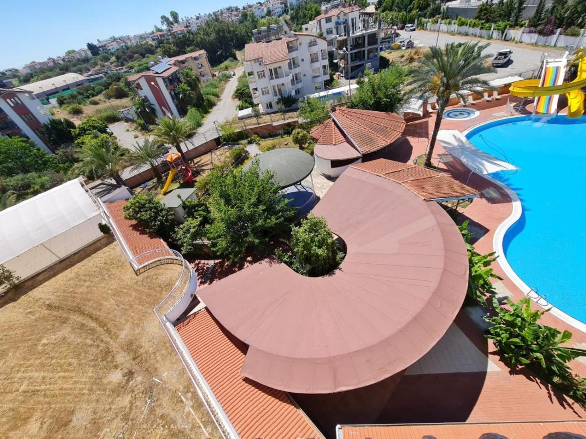 Side Palm D'Or Hotel Exterior photo